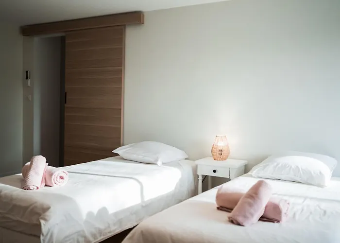 Maison Dharma A 5km De La Avec Sauna 펜션 *