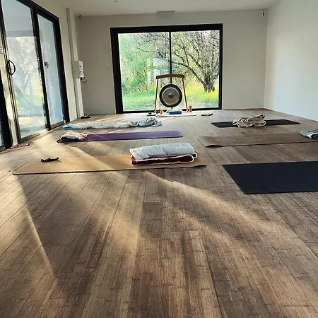 Maison Dharma A 5km De La Avec Sauna Hébergement de vacances *