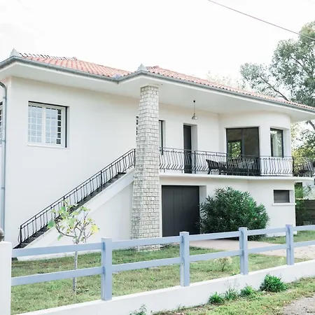 Maison Dharma A 5km De La Avec Sauna 펜션 *