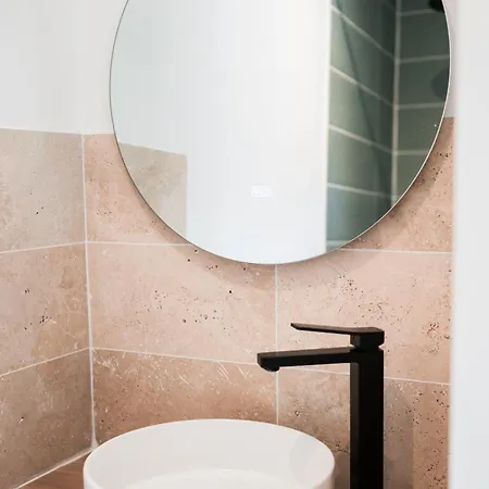 Maison Dharma A 5km De La Avec Sauna 펜션 *